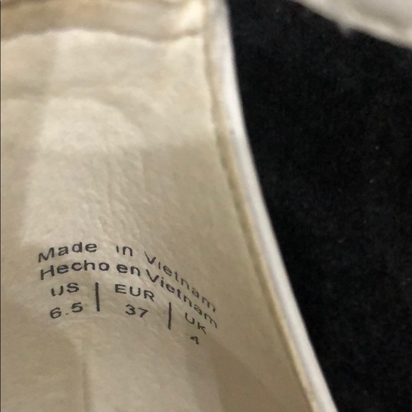 Aldo White Open Toe Heels Size: 6.5 - Picture 2 of 4